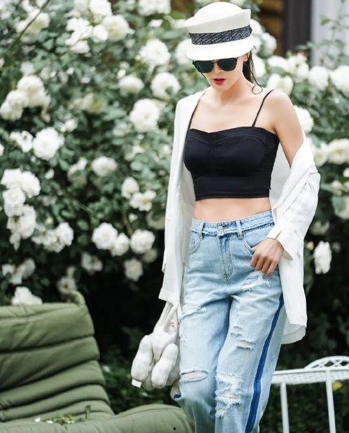 国产阿姨,传承匠心，描绘新时代女性风采